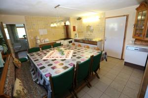 Kuchyň nebo kuchyňský kout v ubytování Ferienhaus Wechner