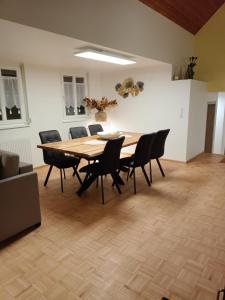 Posedenie v ubytovaní Luxus Apartment KFJ