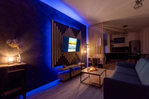 TV a/nebo společenská místnost v ubytování One Love Room
