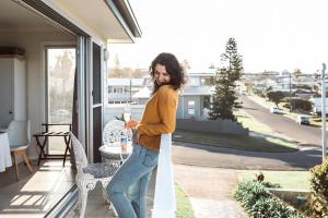 Μπαλκόνι ή βεράντα στο Shutters-Oceanfront-Seaview-Private-On Coastal Walk at Liittle Blowhole