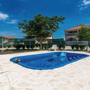Πισίνα στο ή κοντά στο Ferienhaus Laura Mit Pool