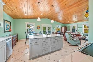 Khu vực ghế ngồi tại AMI Breeze