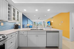 Køkken eller tekøkken på Loggerhead Cay 381