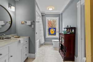 Φωτογραφία από το άλμπουμ του Elegant Victoria 2br 15ba σε St. John's +41 φωτογραφίες