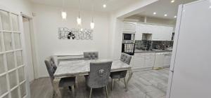 Gallery image of Two Bedrooms Self Catering Entire House in Greater London of Dagenham in Dagenham