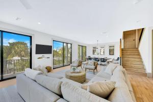 TV/trung tâm giải trí tại Tide of Your Life