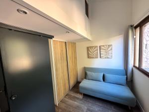 Et opholdsområde på Charmant appartement vue mer