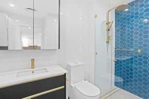 Koupelna v ubytování Stay Luxe Southport - Hosted by Coastal Letting Co. + 20 fotografií