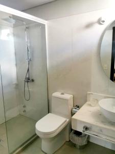 Bany a Amplio Apartamento a metros de shoping del sol