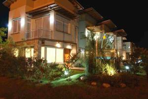 En have udenfor ValeriaS Duplex + 22 billeder