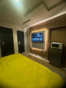 Mynd úr myndasafni af Camp David Cozy Studio Wuse 1 with 24hrs Power í Abuja