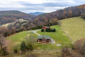 Φυσικό τοπίο κοντά σε αυτή η παραθεριστική κατοικία +10 φωτογραφίες