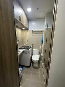 Ένα μπάνιο στο Condo next door