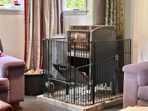 Et opholdsområde på Alpine House, Holiday Home, Sleeps 6, Super Cosy, 4 beds