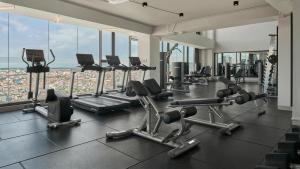 Fitness centrum a/nebo fitness zařízení v ubytování Noden Hotel & Apartment