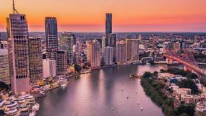 Gallery image of Riverfront 2 Bedroom Apt in Brisbane City with Parking in Brisbane