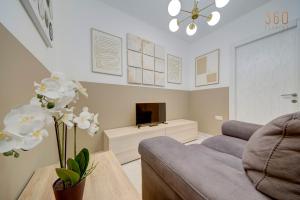 Χώρος καθιστικού στο Bright & Airy 2BR home Close to Valletta & Sliema