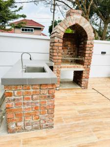 Fotografie z fotogalerie ubytování Tiny House Dferry With Private Pool OR 4 Room Homestay Jerantut Wifi Full Aircond v destinaci Jerantut