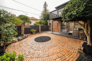 Aed väljaspool majutusasutust The Luxe Hidden Gem Villa in Auckland Heart - 3 Bedrooms near Newmarket WestfieldMall