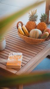 Φαγητό σε αυτό το διαμέρισμα ή κάπου εκεί κοντά