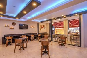 Area soggiorno di Ruby Hotel