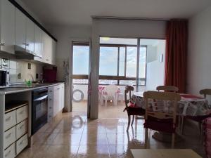 Køkken eller tekøkken på Koka Seaview 8