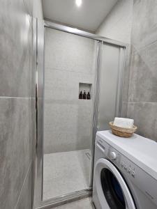 Ένα μπάνιο στο BAMBOO apartment marousi center +15 φωτογραφίες