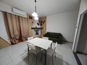 Posedenie v ubytovaní Silvia Casa Vacanze