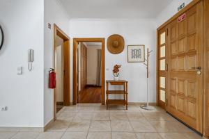 Φωτογραφία από το άλμπουμ του Sunny House by Homie σε Relógio do Poiso