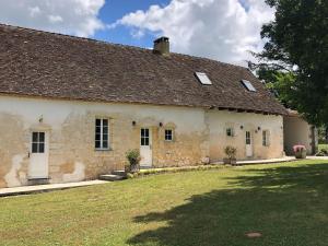 Το κτήριο όπου στεγάζεται  η παραθεριστική κατοικία