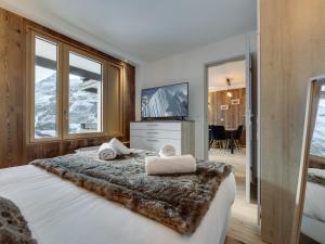 Zdjęcie z galerii obiektu Appartement cosy rénové à Tignes, proche des pistes, balcon, wifi - FR-1-641-13 w mieście Tignes