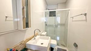 Koupelna v ubytování Allure Meia Praia