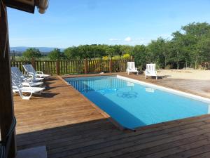 Πισίνα στο ή κοντά στο Villa L'Oustalet