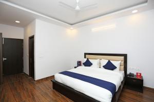 BhundsiCollection O The King's Heritage Plaza Sohna Road的相册照片