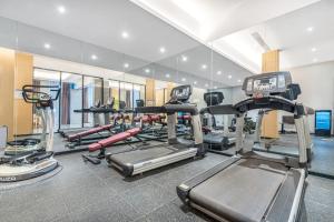 Fitness centrum a/nebo fitness zařízení v ubytování Country Inn & Suite by Radisson, Kunming Changshui International Airport