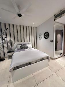 Katil atau katil-katil dalam bilik di Zebra Luxe Loft Studio with patio