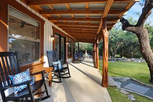 Gallery image of Wimberley Waters - Guest House in Wimberley