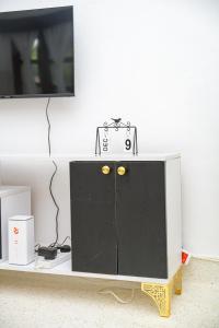 Gallery image of Couzy Luxurious Malindi Town One bedroom Appartment in Malindi +22 photos