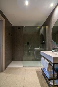 Koupelna v ubytování Hub Hotel + 37 fotografií
