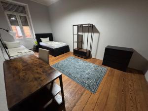 Ein Bett oder Betten in einem Zimmer der Unterkunft Zimmer in Kaiserslautern