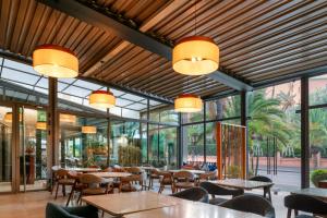 海微尼格spa酒店 餐厅或其他用餐的地方