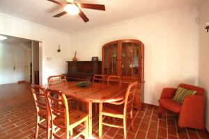 Część wypoczynkowa w obiekcie Chalet CasaTuris en Urb. La Font Sant Joan d´Alacant CH102