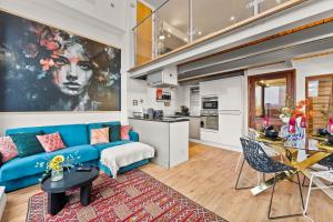 Η κουζίνα ή μικρή κουζίνα στο 30 Percent OFF - Artistique Duplex in Nottingham