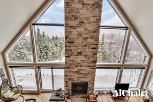 Billede fra billedgalleriet på Manwë - Evasion Panoramique - Spa & Jeux i Petite-Rivière-Saint-François + 46 billeder