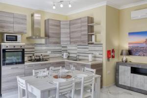 Nhà bếp/bếp nhỏ tại Seaview,beautiful 3br Apt 2