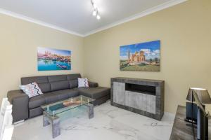 Istumisnurk majutusasutuses Penthouse, Seaview, Beautiful 2br Apt 4