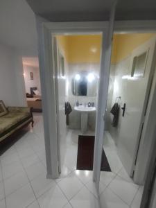 Vannituba majutusasutuses Appartement au centre de Rabat Agdal