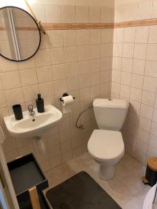 Ένα μπάνιο στο Apartment Victoria