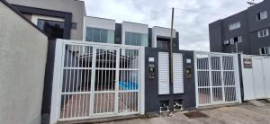 Budova, kde se prázdninový dům nachází