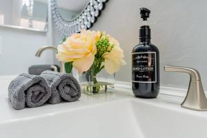 埃文代尔Cozy 1BR Guest Suite with Pool Near Westgate的相册照片